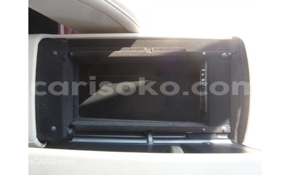 Buy Import Mercedes-Benz 190 Blue Car in Import - Dubai in Rwanda Buy Import Mercedes-Benz 190 Blue Car in Import - Dubai in Rwanda