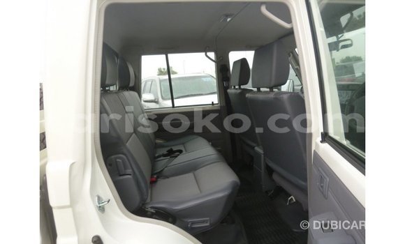 Buy Import Toyota Land Cruiser White Car in Import - Dubai in Rwanda Buy Import Toyota Land Cruiser White Car in Import - Dubai in Rwanda