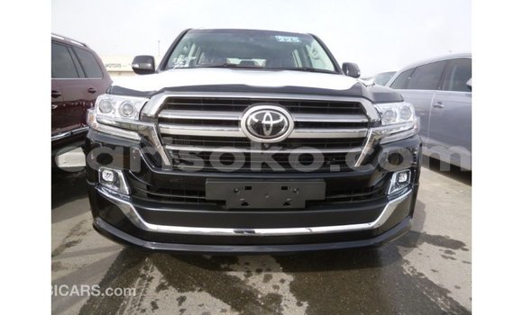 Acheter Import Voiture Toyota Land Cruiser Noir à Import - Dubai, Rwanda Acheter Import Voiture Toyota Land Cruiser Noir à Import - Dubai, Rwanda