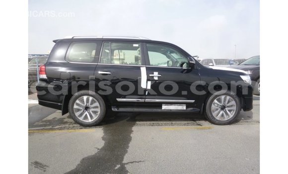 Acheter Import Voiture Toyota Land Cruiser Noir à Import - Dubai, Rwanda Acheter Import Voiture Toyota Land Cruiser Noir à Import - Dubai, Rwanda