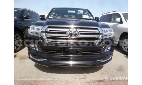 Acheter Import Voiture Toyota Land Cruiser Noir à Import - Dubai, Rwanda Acheter Import Voiture Toyota Land Cruiser Noir à Import - Dubai, Rwanda