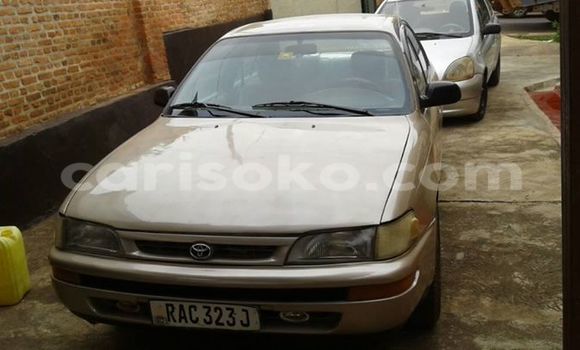 Sayi Na hannu Toyota Corolla Autre Mota in Gicumbi a Rwanda Sayi Na hannu Toyota Corolla Autre Mota in Gicumbi a Rwanda