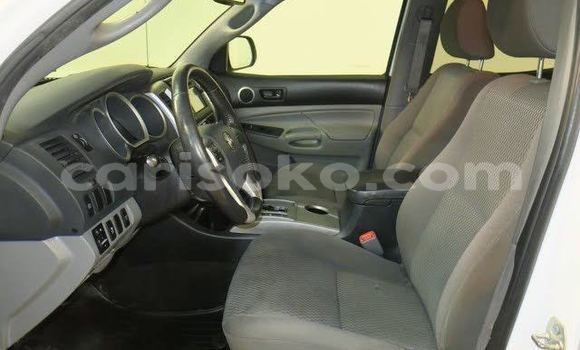 Buy Used Toyota Tacoma White Car in Kigali in Rwanda Buy Used Toyota Tacoma White Car in Kigali in Rwanda