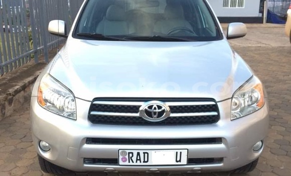 Sayi Na hannu Toyota RAV4 Gris Mota in Kigali a Rwanda Sayi Na hannu Toyota RAV4 Gris Mota in Kigali a Rwanda