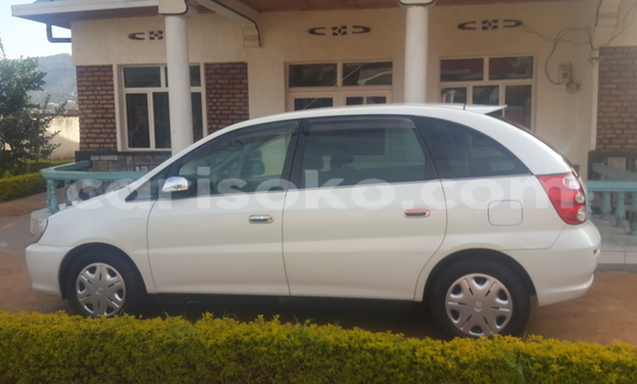 اشتري مستعمل Toyota Ipsum Blanc سيارة في Kigali في Rwanda اشتري مستعمل Toyota Ipsum Blanc سيارة في Kigali في Rwanda