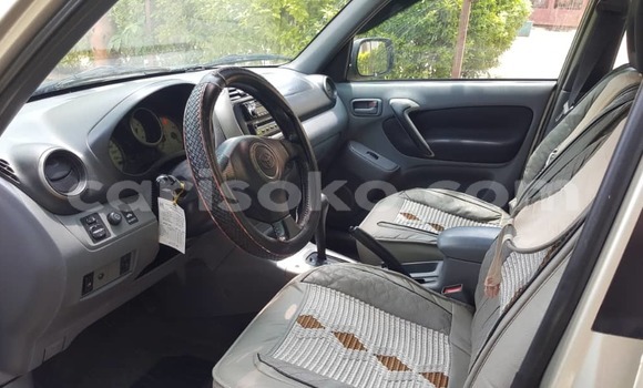 Buy Used Toyota RAV4 Silver Car in Kigali in Rwanda Buy Used Toyota RAV4 Silver Car in Kigali in Rwanda