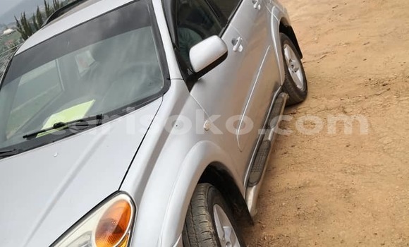 Sayi Na hannu Toyota RAV4 Gris Mota in Kigali a Rwanda Sayi Na hannu Toyota RAV4 Gris Mota in Kigali a Rwanda