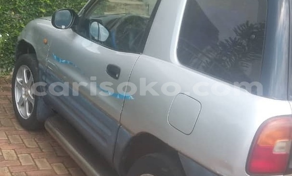Sayi Na hannu Toyota RAV4 Autre Mota in Kigali a Rwanda Sayi Na hannu Toyota RAV4 Autre Mota in Kigali a Rwanda