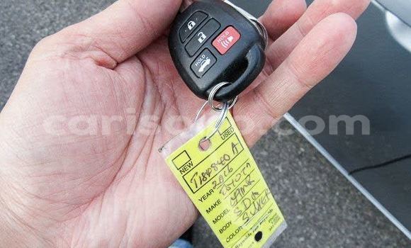 Acheter Neuf Voiture Toyota Camry Gris à Kigali, Rwanda Acheter Neuf Voiture Toyota Camry Gris à Kigali, Rwanda