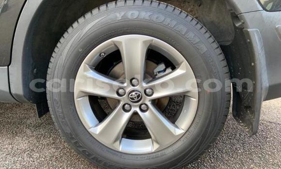 Sayi Imported Toyota RAV4 Noir Mota in Kigali a Rwanda Sayi Imported Toyota RAV4 Noir Mota in Kigali a Rwanda