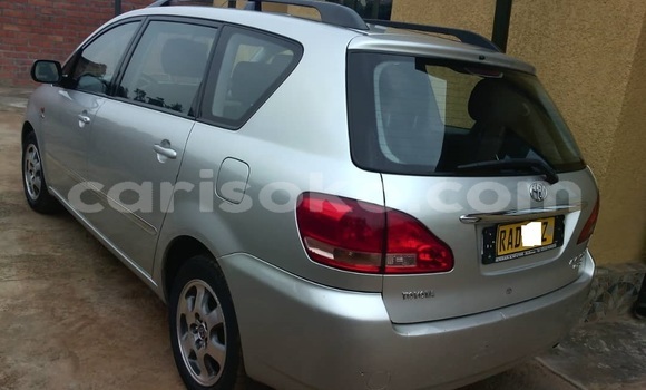 Sayi Na hannu Toyota Avensis Verso Gris Mota in Kigali a Rwanda Sayi Na hannu Toyota Avensis Verso Gris Mota in Kigali a Rwanda