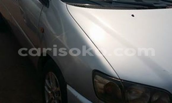 Sayi Na hannu Toyota Picnic Gris Mota in Gicumbi a Rwanda Sayi Na hannu Toyota Picnic Gris Mota in Gicumbi a Rwanda