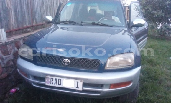 Sayi Na hannu Toyota RAV4 Bleu Mota in Kigali a Rwanda Sayi Na hannu Toyota RAV4 Bleu Mota in Kigali a Rwanda