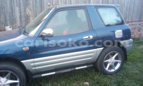 Sayi Na hannu Toyota RAV4 Bleu Mota in Kigali a Rwanda Sayi Na hannu Toyota RAV4 Bleu Mota in Kigali a Rwanda