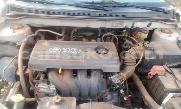 Sayi Na hannu Toyota RAV4 Bleu Mota in Kigali a Rwanda Sayi Na hannu Toyota RAV4 Bleu Mota in Kigali a Rwanda