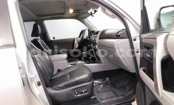 Sayi Na hannu Toyota 4Runner Gris Mota in Kigali a Rwanda Sayi Na hannu Toyota 4Runner Gris Mota in Kigali a Rwanda