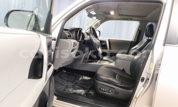 Sayi Na hannu Toyota 4Runner Gris Mota in Kigali a Rwanda Sayi Na hannu Toyota 4Runner Gris Mota in Kigali a Rwanda