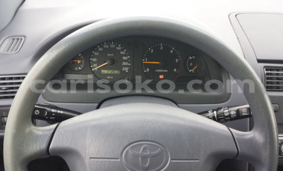 اشتري مستعمل Toyota Picnic Vert سيارة في Kigali في Rwanda اشتري مستعمل Toyota Picnic Vert سيارة في Kigali في Rwanda