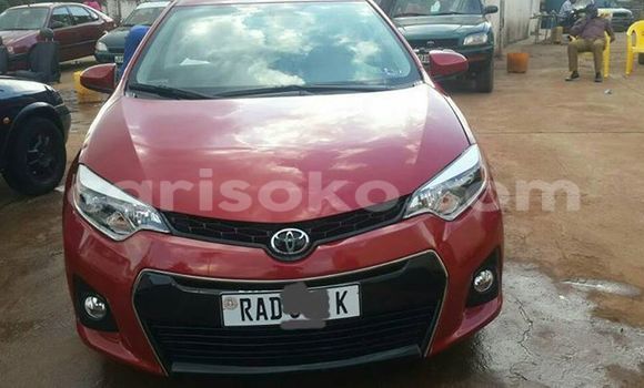 Sayi Na hannu Toyota Corolla Rouge Mota in Gicumbi a Rwanda Sayi Na hannu Toyota Corolla Rouge Mota in Gicumbi a Rwanda