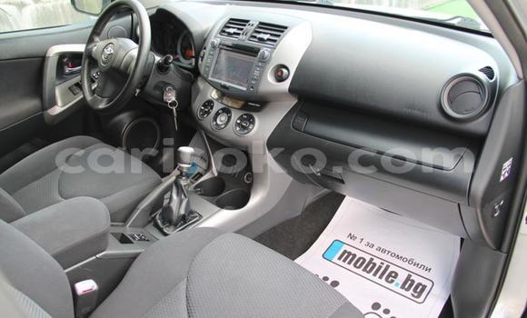 Sayi Na hannu Toyota RAV4 Gris Mota in Kigali a Rwanda Sayi Na hannu Toyota RAV4 Gris Mota in Kigali a Rwanda