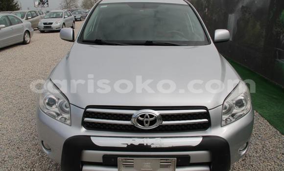 Sayi Na hannu Toyota RAV4 Gris Mota in Kigali a Rwanda Sayi Na hannu Toyota RAV4 Gris Mota in Kigali a Rwanda