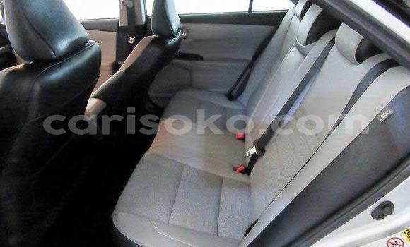 Sayi Na hannu Toyota Camry Gris Mota in Kigali a Rwanda Sayi Na hannu Toyota Camry Gris Mota in Kigali a Rwanda