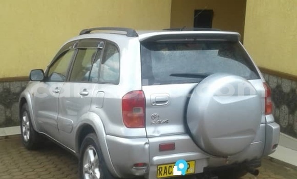 Sayi Na hannu Toyota RAV4 Gris Mota in Kigali a Rwanda Sayi Na hannu Toyota RAV4 Gris Mota in Kigali a Rwanda