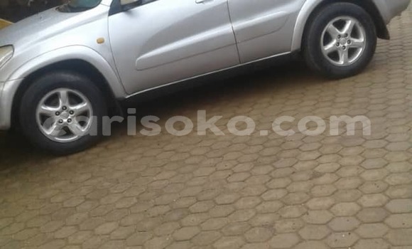 Sayi Na hannu Toyota RAV4 Gris Mota in Kigali a Rwanda Sayi Na hannu Toyota RAV4 Gris Mota in Kigali a Rwanda