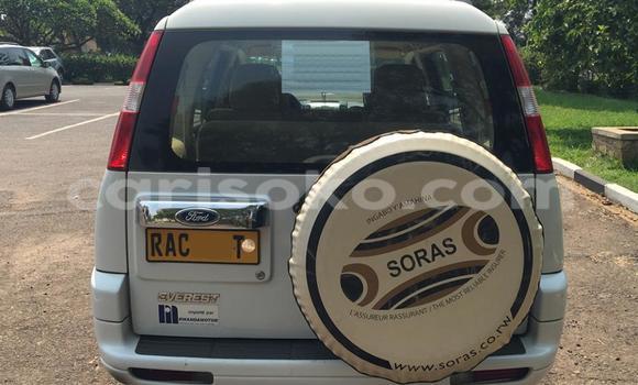 Sayi Na hannu Ford Club Wagon Noir Mota in Kigali a Rwanda Sayi Na hannu Ford Club Wagon Noir Mota in Kigali a Rwanda