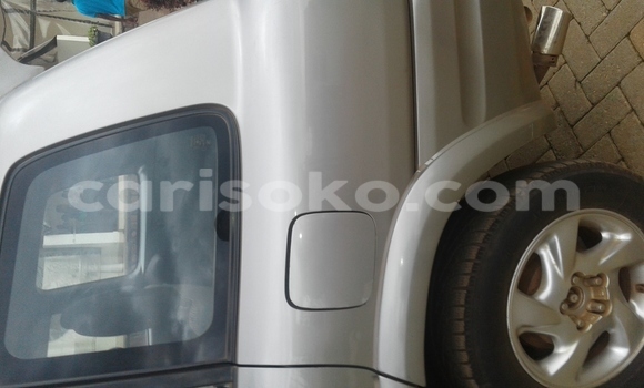 Sayi Na hannu Toyota RAV4 Gris Mota in Kigali a Rwanda Sayi Na hannu Toyota RAV4 Gris Mota in Kigali a Rwanda