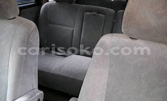 Sayi Na hannu Toyota Ipsum Noir Mota in Kigali a Rwanda Sayi Na hannu Toyota Ipsum Noir Mota in Kigali a Rwanda