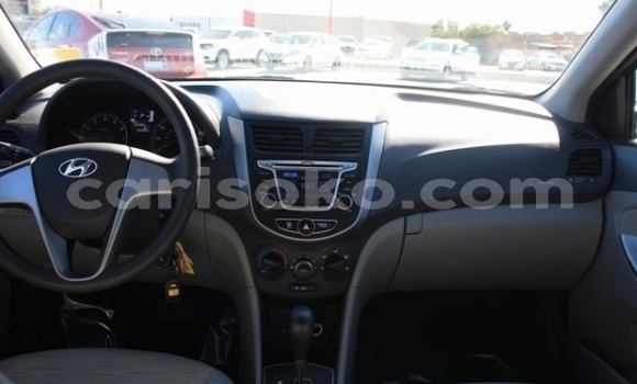 Sayi Na hannu Hyundai Accent Bleu Mota in Kigali a Rwanda Sayi Na hannu Hyundai Accent Bleu Mota in Kigali a Rwanda