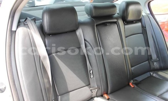 Sayi Na hannu Hyundai Genesis Gris Mota in Kigali a Rwanda Sayi Na hannu Hyundai Genesis Gris Mota in Kigali a Rwanda