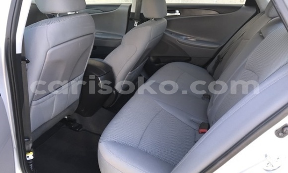 Sayi Na hannu Hyundai Sonata Gris Mota in Kigali a Rwanda Sayi Na hannu Hyundai Sonata Gris Mota in Kigali a Rwanda