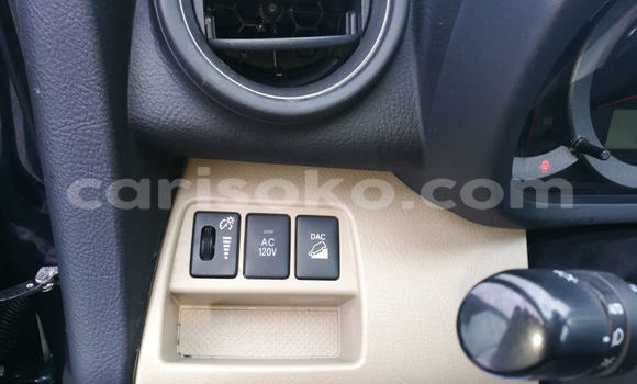 Sayi Na hannu Toyota RAV4 Noir Mota in Kigali a Rwanda Sayi Na hannu Toyota RAV4 Noir Mota in Kigali a Rwanda