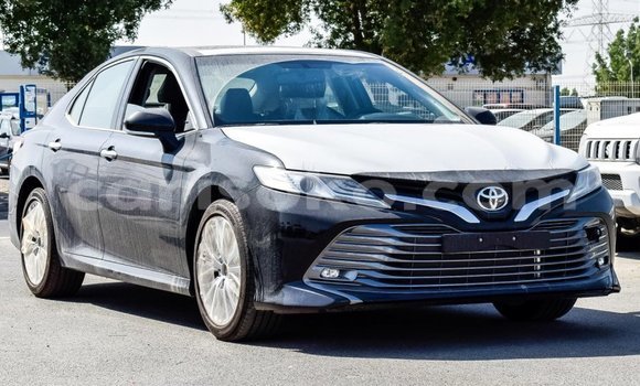 Sayi Imported Toyota Camry Noir Mota in Import - Dubai a Rwanda Sayi Imported Toyota Camry Noir Mota in Import - Dubai a Rwanda