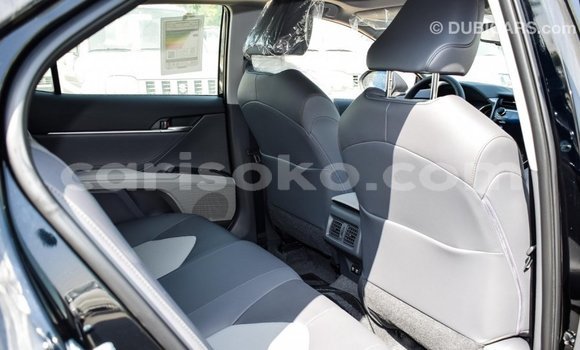 Sayi Imported Toyota Camry Noir Mota in Import - Dubai a Rwanda Sayi Imported Toyota Camry Noir Mota in Import - Dubai a Rwanda