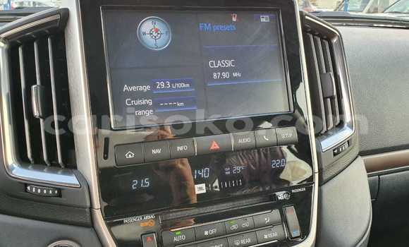 Buy New Toyota Land Cruiser Black Car in Bokwango in Rwanda Buy New Toyota Land Cruiser Black Car in Bokwango in Rwanda