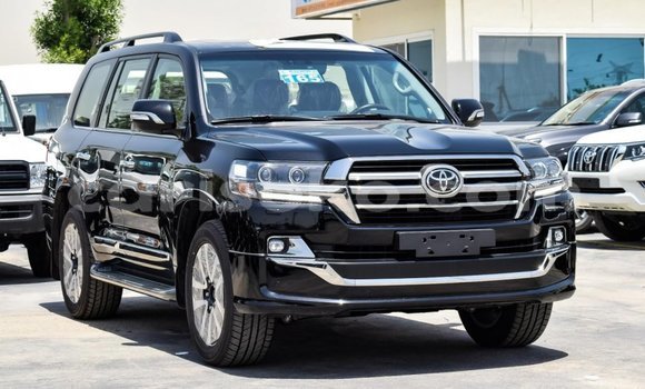 Buy New Toyota Land Cruiser Black Car in Bokwango in Rwanda Buy New Toyota Land Cruiser Black Car in Bokwango in Rwanda