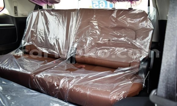 Buy New Toyota Land Cruiser Black Car in Bokwango in Rwanda Buy New Toyota Land Cruiser Black Car in Bokwango in Rwanda