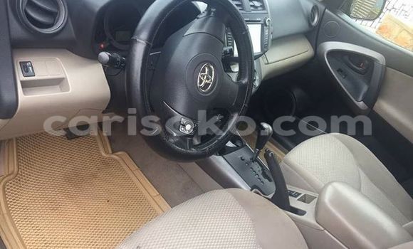 Sayi Na hannu Toyota RAV4 Noir Mota in Gicumbi a Rwanda Sayi Na hannu Toyota RAV4 Noir Mota in Gicumbi a Rwanda