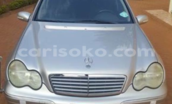 Acheter Occasion Voiture Mercedes-Benz C–Class Gris à Gicumbi, Rwanda Acheter Occasion Voiture Mercedes-Benz C–Class Gris à Gicumbi, Rwanda