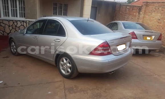 اشتري مستعمل Mercedes-Benz KOMPRESSOR Gris سيارة في Kigali في Rwanda اشتري مستعمل Mercedes-Benz KOMPRESSOR Gris سيارة في Kigali في Rwanda