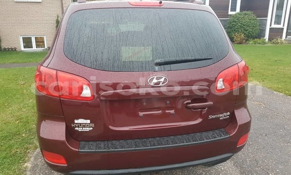 Sayi Na hannu Hyundai Santa Fe Rouge Mota in Kigali a Rwanda Sayi Na hannu Hyundai Santa Fe Rouge Mota in Kigali a Rwanda