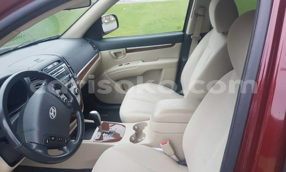 Sayi Na hannu Hyundai Santa Fe Rouge Mota in Kigali a Rwanda Sayi Na hannu Hyundai Santa Fe Rouge Mota in Kigali a Rwanda