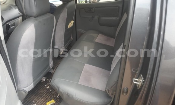 اشتري مستعمل Toyota Hilux Noir سيارة في Kigali في Rwanda اشتري مستعمل Toyota Hilux Noir سيارة في Kigali في Rwanda
