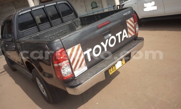 اشتري مستعمل Toyota Hilux Noir سيارة في Kigali في Rwanda اشتري مستعمل Toyota Hilux Noir سيارة في Kigali في Rwanda