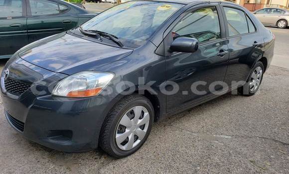 Sayi Na hannu Toyota Yaris Verso Beige Mota in Kigali a Rwanda Sayi Na hannu Toyota Yaris Verso Beige Mota in Kigali a Rwanda