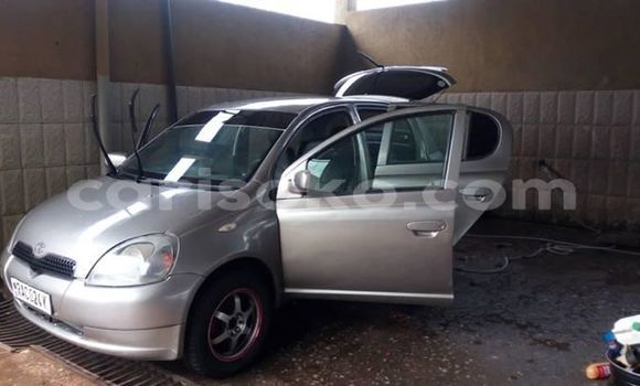 اشتري مستعمل Toyota Vitz Gris سيارة في Kigali في Rwanda اشتري مستعمل Toyota Vitz Gris سيارة في Kigali في Rwanda