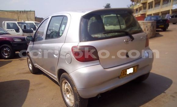 اشتري مستعمل Toyota Vitz Autre سيارة في Kigali في Rwanda اشتري مستعمل Toyota Vitz Autre سيارة في Kigali في Rwanda